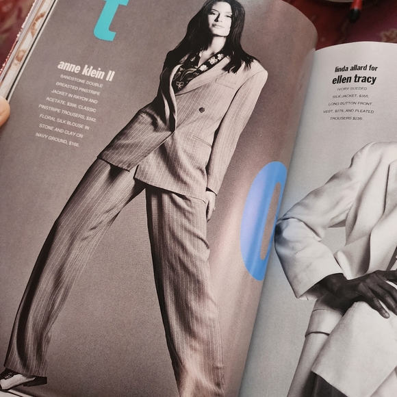 RARE VINTAGE April 1993 Vogue-USA - Picture 7 of 7